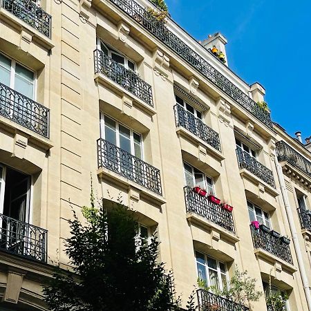 Paris Centre Dernier Etage Vue Ascenseur Apartment Exterior photo